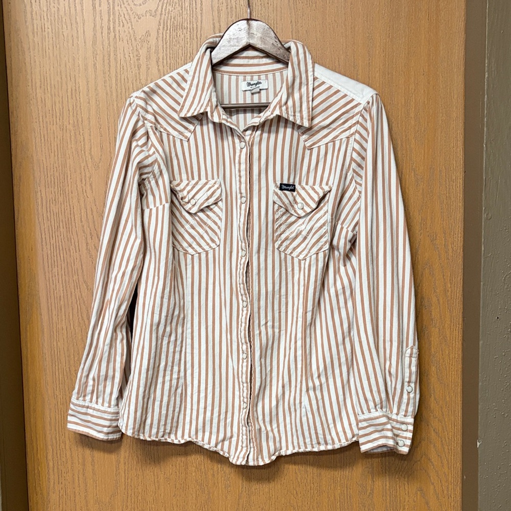 Wrangler Retro Tan and White Striped Shirt